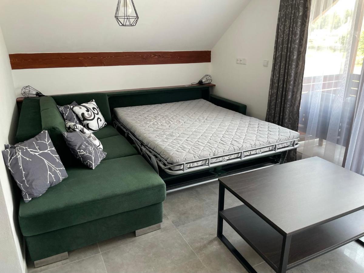 Apartman D5 โนวาเปซ ภายนอก รูปภาพ