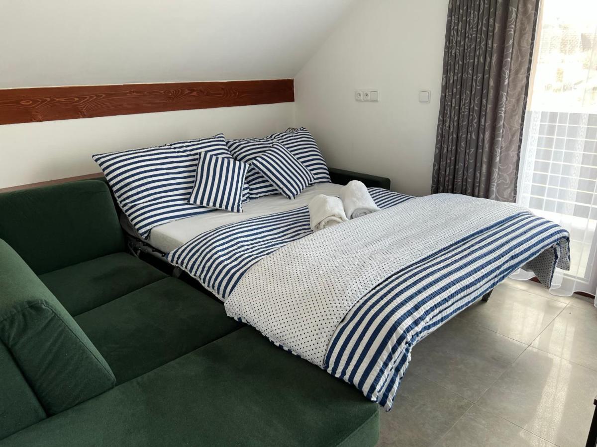 Apartman D5 โนวาเปซ ภายนอก รูปภาพ